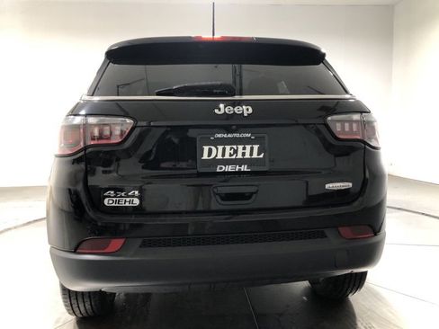 Used 2021 Jeep Compass Latitude image 6