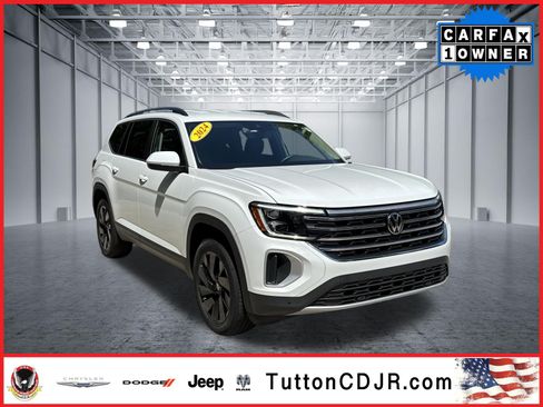Used 2024 Volkswagen Atlas SE FWD image 1