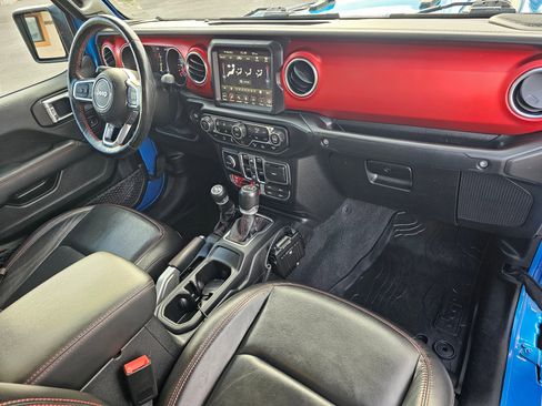 Used 2020 Jeep Gladiator Rubicon image 16