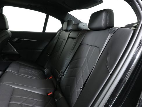 New 2026 BMW 530i xDrive w/ M Sport Package AWD/4WD image 4