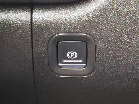 Certified 2025 Chevrolet Silverado 1500 Custom w/ Turbomax Blackout Package image 25