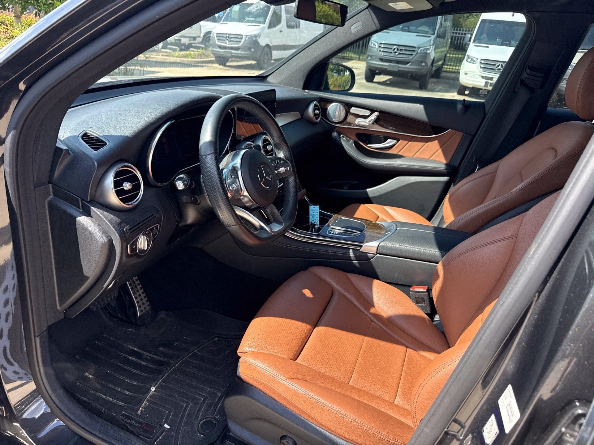 Used 2020 Mercedes-Benz GLC 300 image 9