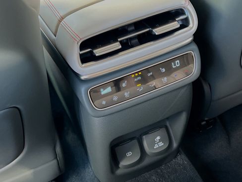 New 2025 Genesis GV80 3.5T image 15