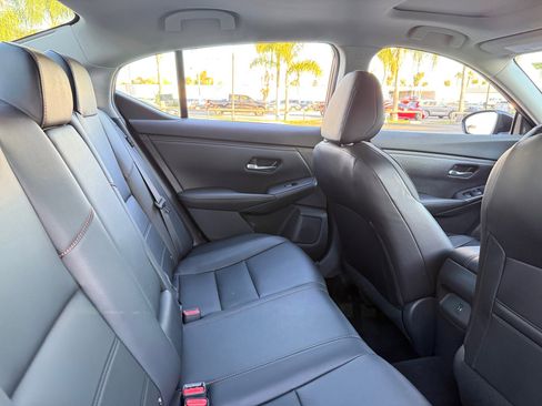 Used 2022 Nissan Sentra SR w/ Trunk Package image 17