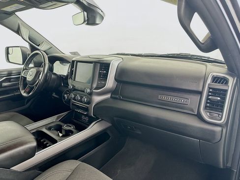 Used 2022 RAM 1500 Big Horn AWD/4WD image 38