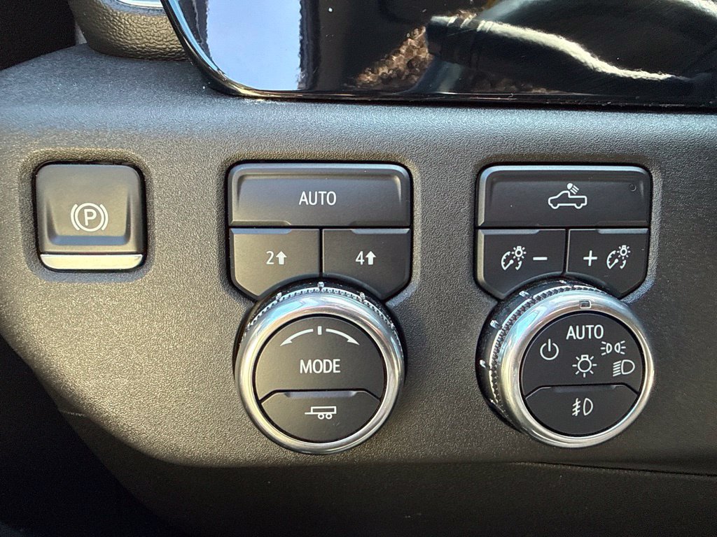 Used 2025 GMC Sierra 1500 Elevation AWD/4WD image 18