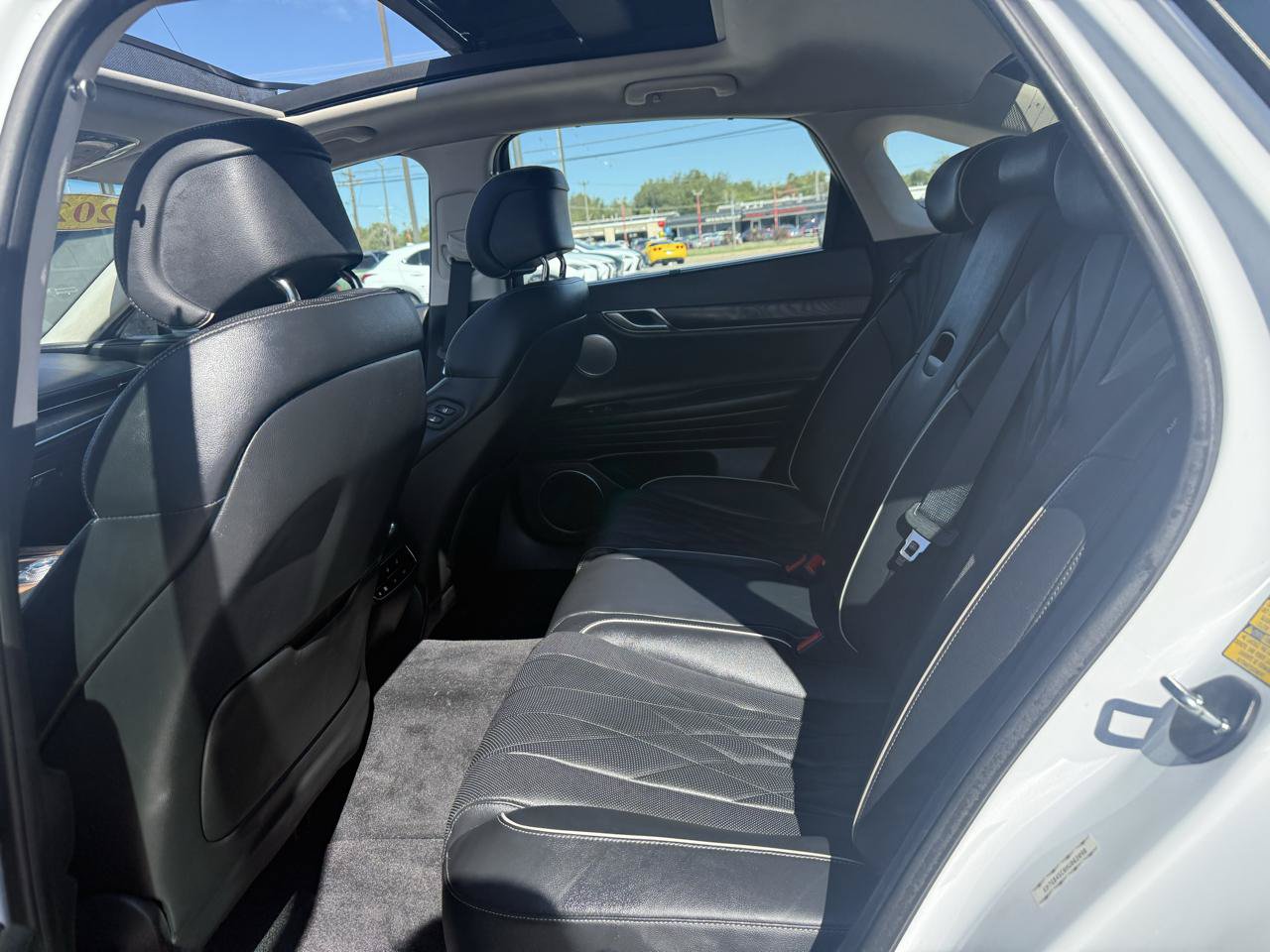 Used 2021 Genesis G80 2.5T w/ Prestige Package AWD/4WD image 14