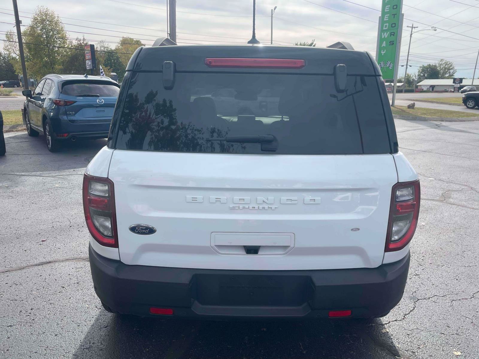 Used 2023 Ford Bronco Sport Outer Banks w/ Tech Package AWD/4WD image 6