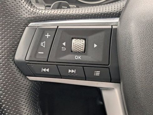 Used 2022 Mitsubishi Outlander SE image 25