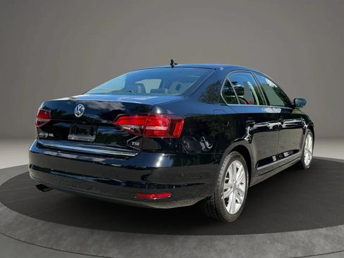 Used 2017 Volkswagen Jetta SEL FWD image 5