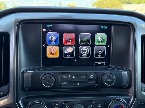 Certified 2018 Chevrolet Silverado 1500 LT w/ All Star Edition AWD/4WD image 25