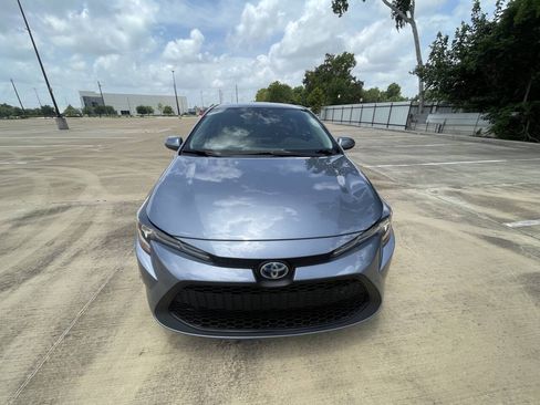 Used 2021 Toyota Corolla LE FWD image 14
