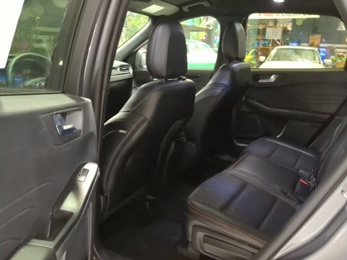 Used 2024 Ford Escape ST-Line w/ Tech Pack #1 AWD/4WD image 12