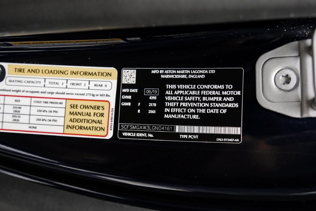 Used 2020 Aston Martin V8 Vantage Coupe RWD image 66