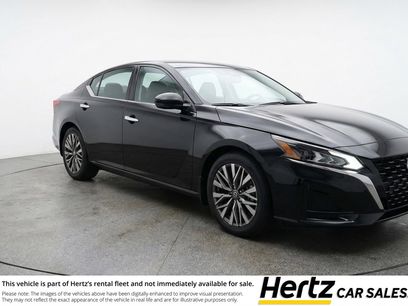 Used 2025 Nissan Altima 2.5 SV