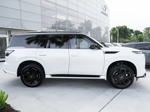 Certified 2026 INFINITI QX80 4WD image 25