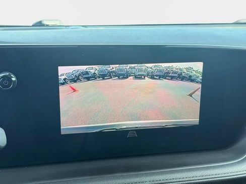 Used 2024 Buick Encore GX Preferred FWD image 20