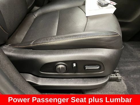 Certified 2020 Chevrolet Equinox Premier FWD image 10
