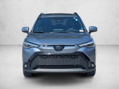 Used 2024 Toyota Corolla Cross AWD Hybrid w/ Convenience Package image 2