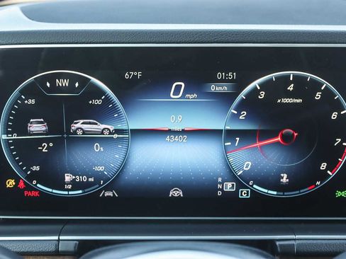 Used 2021 Mercedes-Benz GLE 350 4MATIC image 19