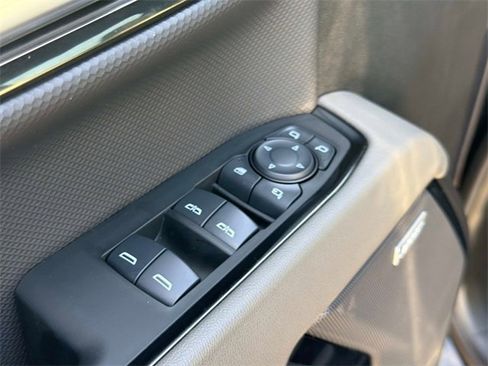 Used 2024 Chevrolet Silverado 1500 ZR2 w/ Technology Package image 25