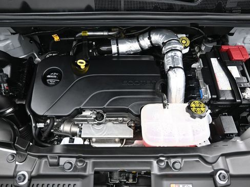 Used 2022 Chevrolet Trax LT w/ LT Convenience Package image 29