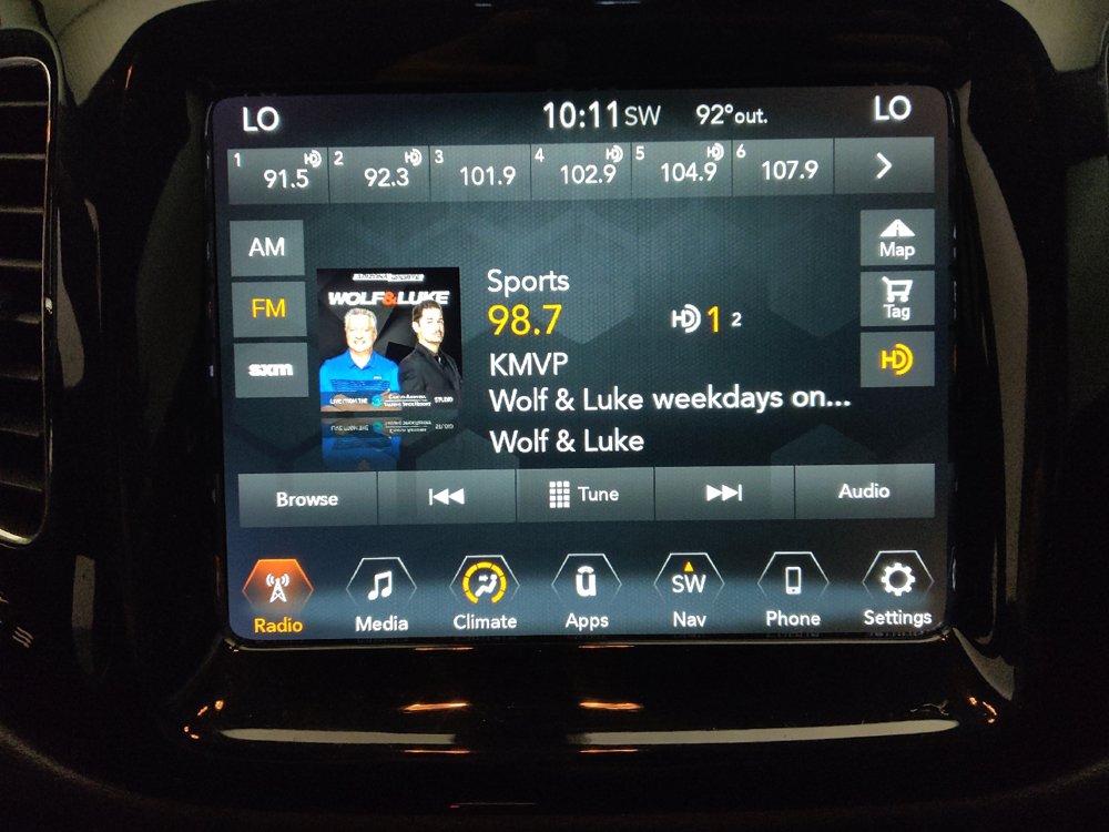 Used 2017 Jeep Compass Limited w/ Navigation Group AWD/4WD image 25