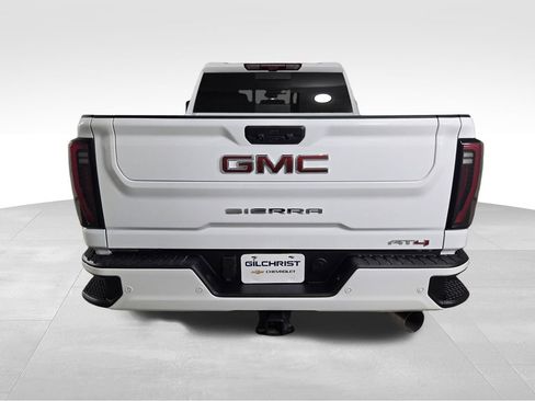 Used 2026 GMC Sierra 2500 AT4 w/ AT4 Premium Plus Package AWD/4WD image 6