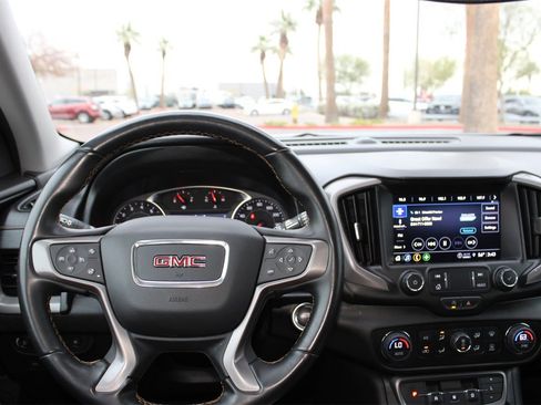 Used 2023 GMC Terrain AT4 image 31