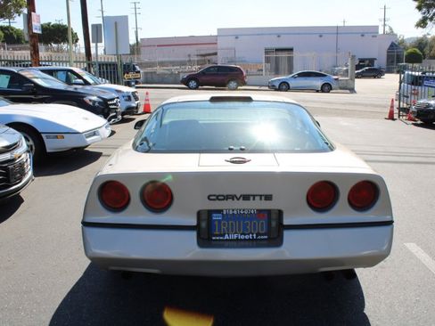 Used 1986 Chevrolet Corvette Coupe image 5