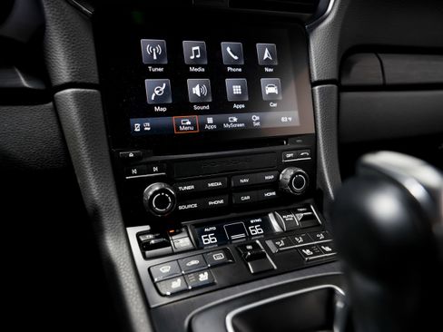 Used 2018 Porsche 911 Carrera GTS image 13