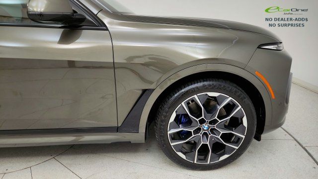 Used 2026 BMW X7 xDrive40i AWD/4WD image 21