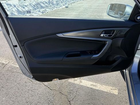 Used 2017 Honda Accord Touring image 19