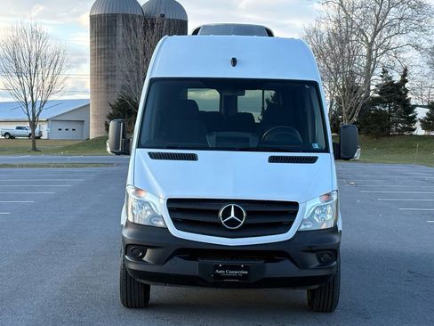 Used 2016 Mercedes-Benz Sprinter 2500 image 3