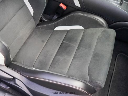 Used 2022 Ford Mustang Shelby GT500 w/ Technology Package image 31