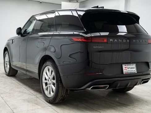 Used 2025 Land Rover Range Rover Sport AWD/4WD image 8