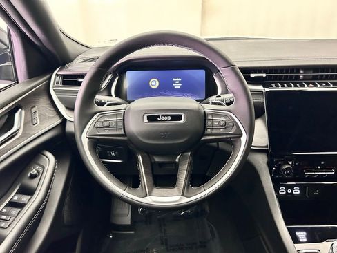 New 2025 Jeep Grand Cherokee Limited w/ Trailer Tow Package image 26