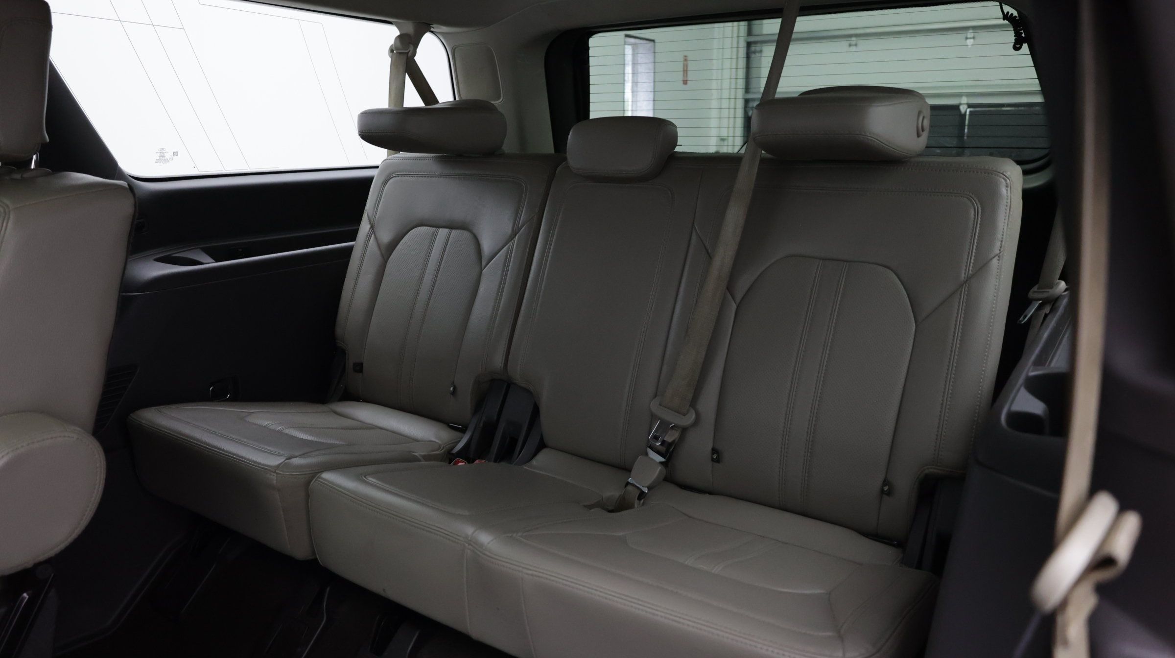 Used 2021 Ford Expedition Max Limited RWD image 33