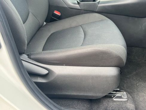 Used 2024 Toyota RAV4 LE image 16