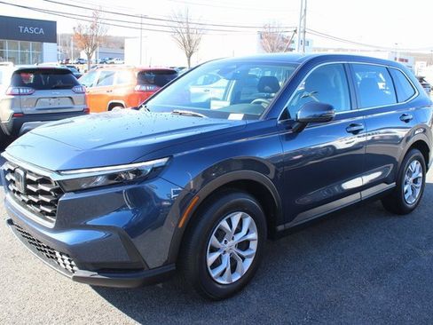 Used 2023 Honda CR-V LX image 2