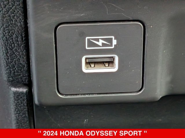 Used 2024 Honda Odyssey Sport image 25