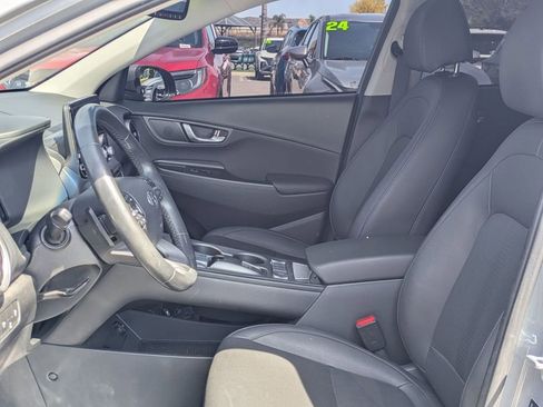 Certified 2022 Hyundai Kona Limited w/ Cargo Package image 14