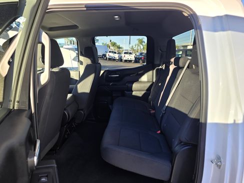 Used 2021 Chevrolet Silverado 1500 Custom Trail Boss image 16