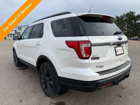Used 2018 Ford Explorer XLT w/ Equipment Group 202A AWD/4WD image 7