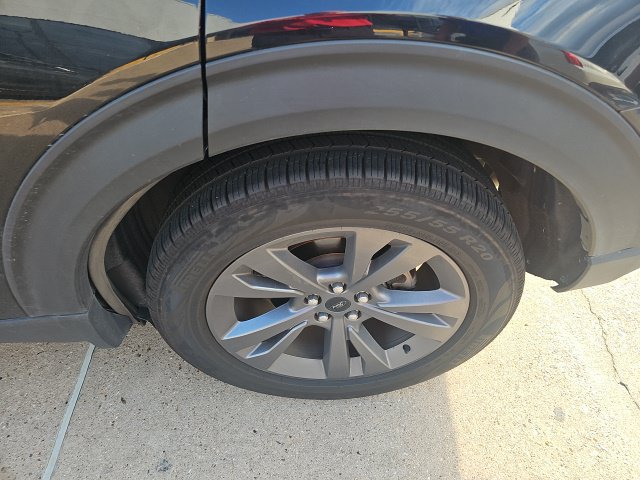 Used 2022 Ford Explorer XLT w/ Equipment Group 202A RWD image 3