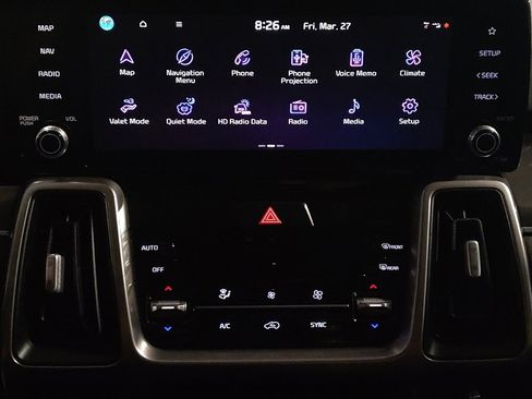 Used 2023 Kia Sorento S image 25