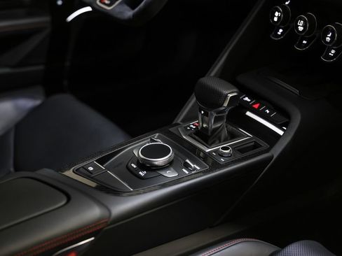 Used 2018 Audi R8 V10 plus w/ Full Leather Package AWD/4WD image 25