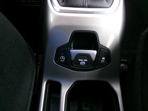 Used 2022 Jeep Renegade Latitude w/ Convenience Group image 21