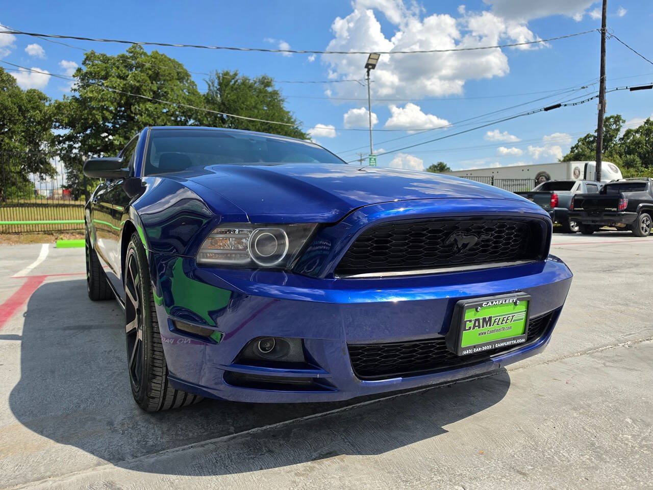 Used 2013 Ford Mustang Coupe RWD image 4