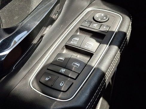 Certified 2023 RAM 1500 Limited AWD/4WD image 32